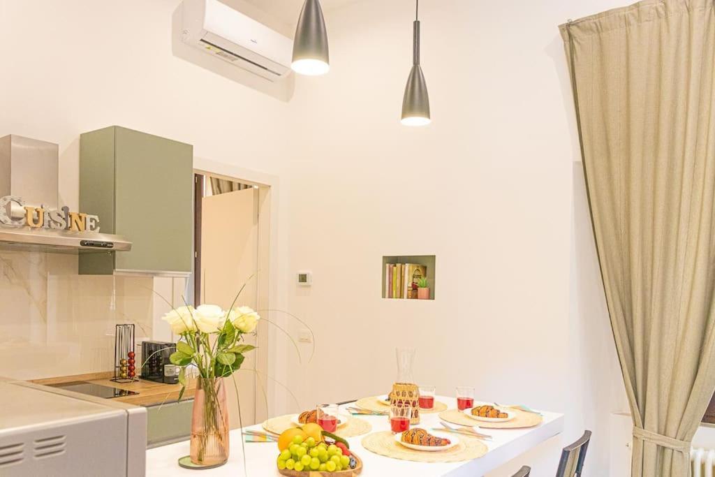 New Private Apt In Como Comfort - Elegant - Comfortable Côme Extérieur photo