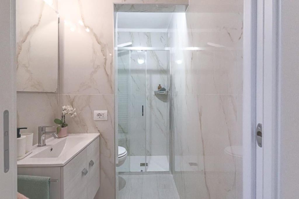 New Private Apt In Como Comfort - Elegant - Comfortable Côme Extérieur photo